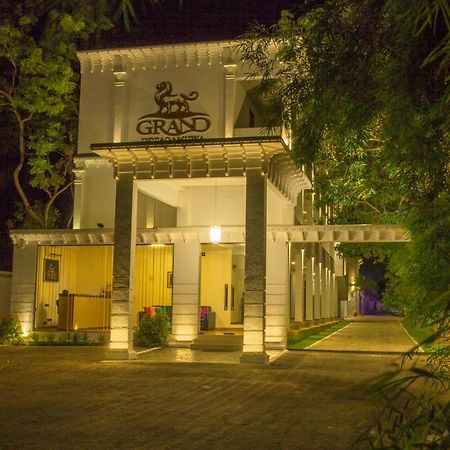 Grand Detagamuwa Hotel Kataragama Exterior photo