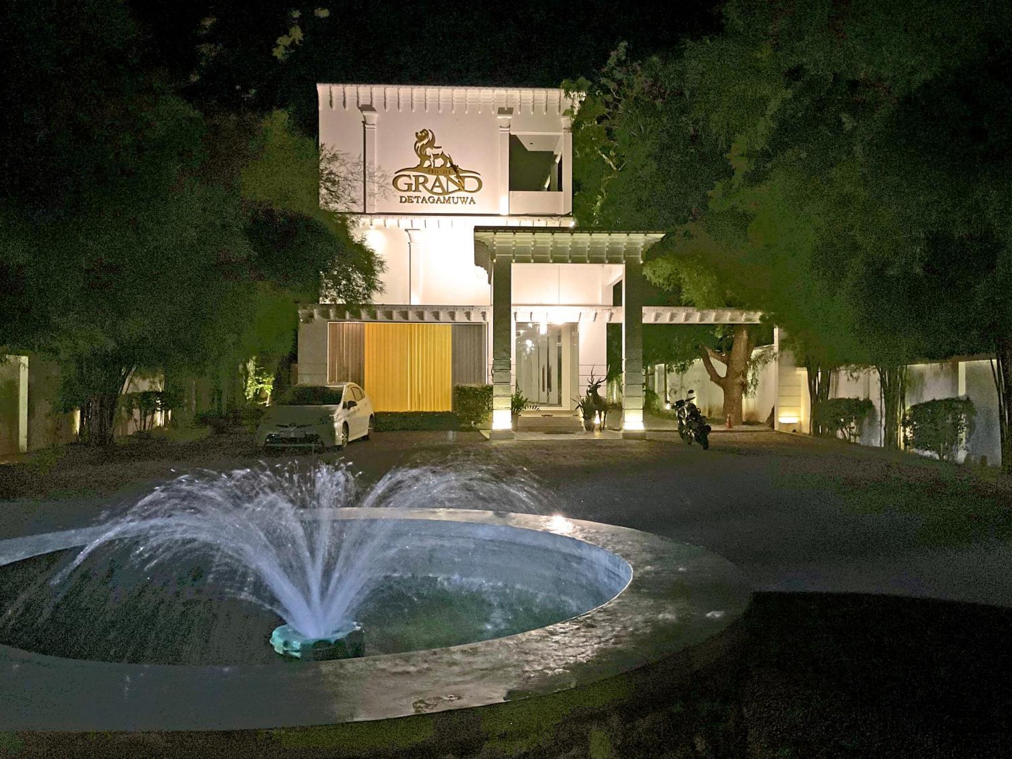 Grand Detagamuwa Hotel Kataragama Exterior photo